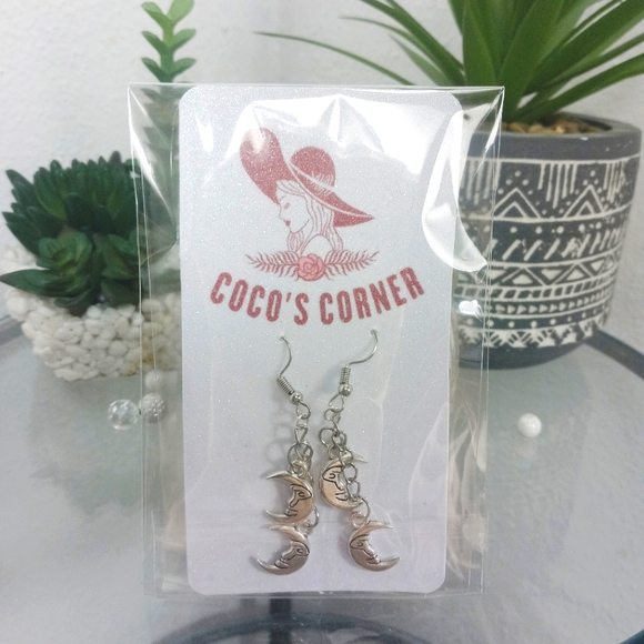 Moon dangle earrings - Picture 7 of 8